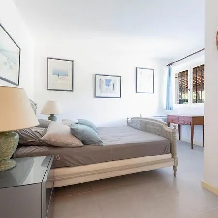 Large Provencal With Swimming Pool In Lush Greenery Live In Cannes Vallauris